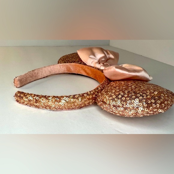 Disney Ears Rose Gold Minnie Mouse Ears Headband Sequin and Satin Bow - Picture 6 of 6